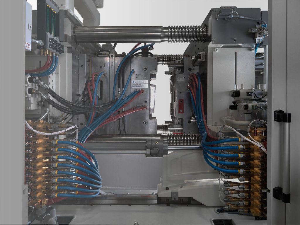 Hot Runner vs Cold Runner Moulds: How to Choose